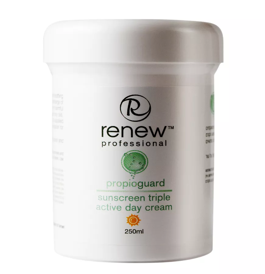 Sunscreen-Triple-Active-Day-Cream-250